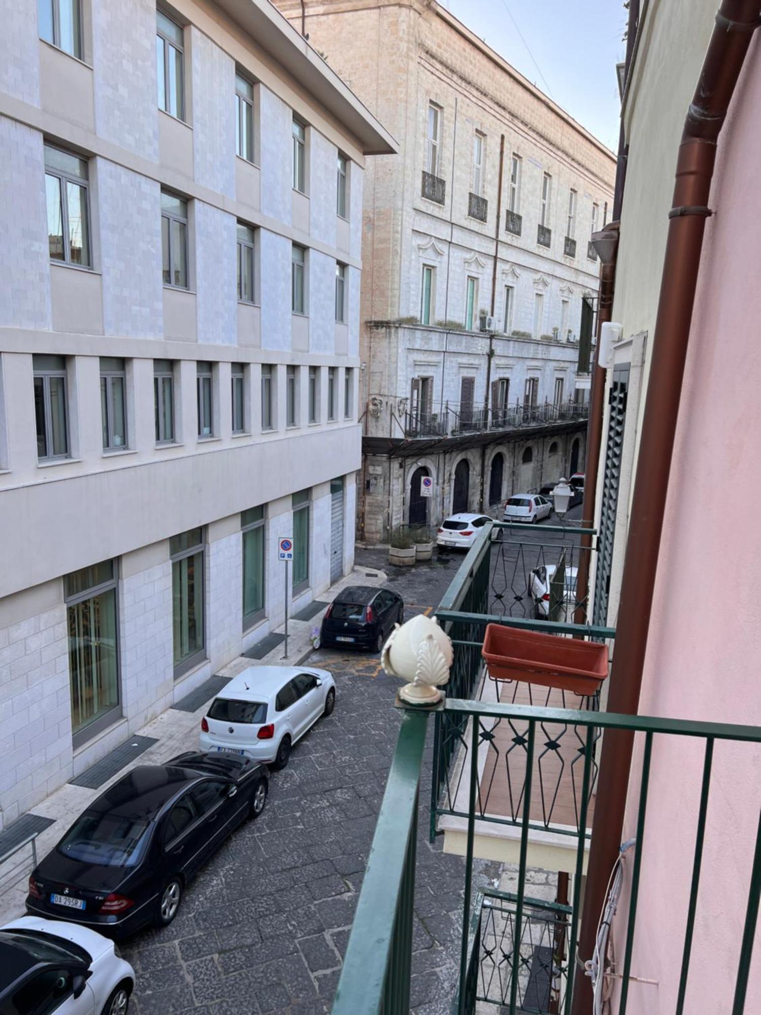 Dimora Le Scalette Apartment Бари Екстериор снимка