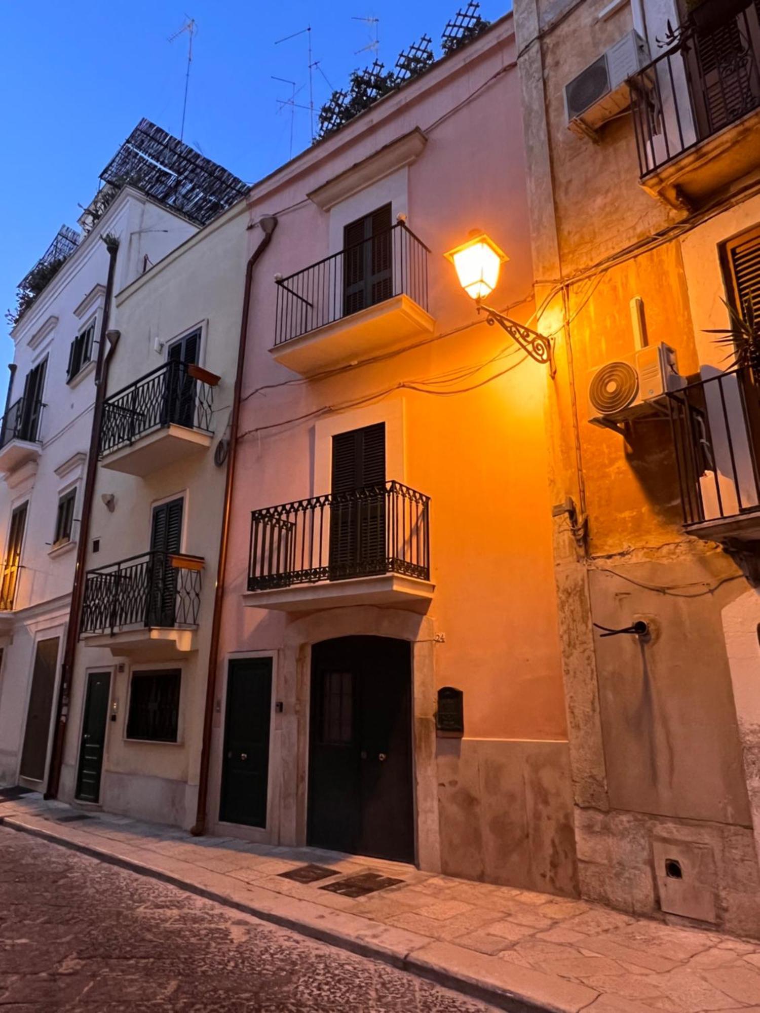 Dimora Le Scalette Apartment Бари Екстериор снимка